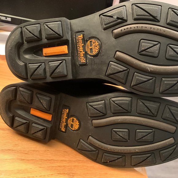 Timberland leather boots - Men's size 7.5 (but actually fit like US 8.5) - Picture 12 of 13